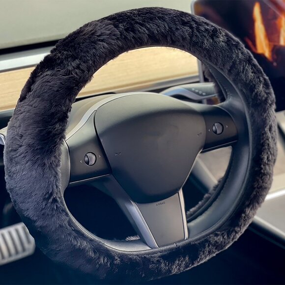 Natural Automotive Classic Sheepskin Steering Wheel Cover | 1-Piece | Black - Picture 2 of 3